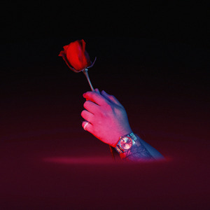 公交车被多人伦㢨吃
